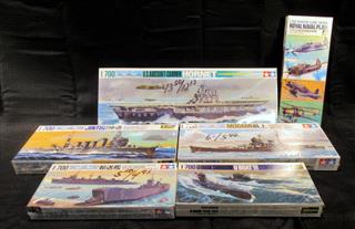 1/700 6 WAVE LINE WWII MODEL BOATS - NOS: ROYAL NAVAL PLANE SET OF 4 - SEALED: U